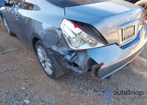 2011 Nissan Altima 3.5 Sr z USA, uszkodzony, nr VIN 1N4BL2EP9BC117388